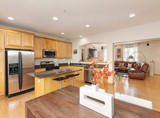 8320 Labont Way, Eden Prairie, MN 55344