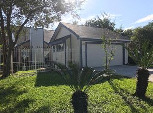 11815 Fairpoint Dr, Houston, TX 77099