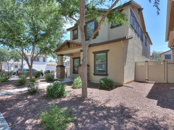 986 S Hawk Lane, Gilbert, AZ 85296