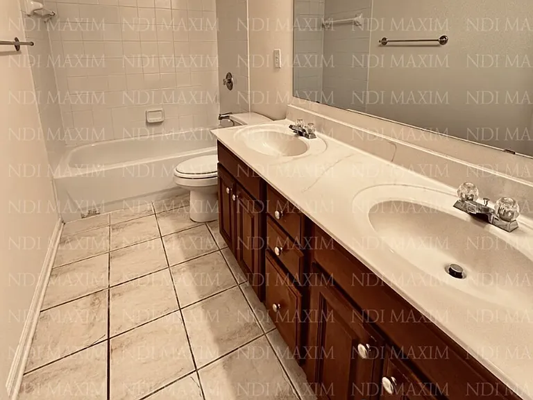2835 Niblick Way — Photo 10