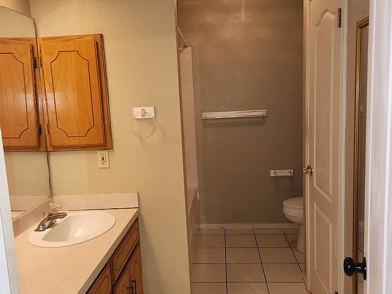 1922 Pheasant Dr — Photo 19