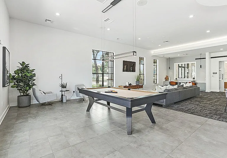 Residences at the Collection — Photo 16