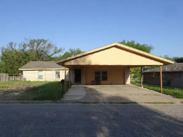 114 Kim Dr, Del Rio, TX 78840