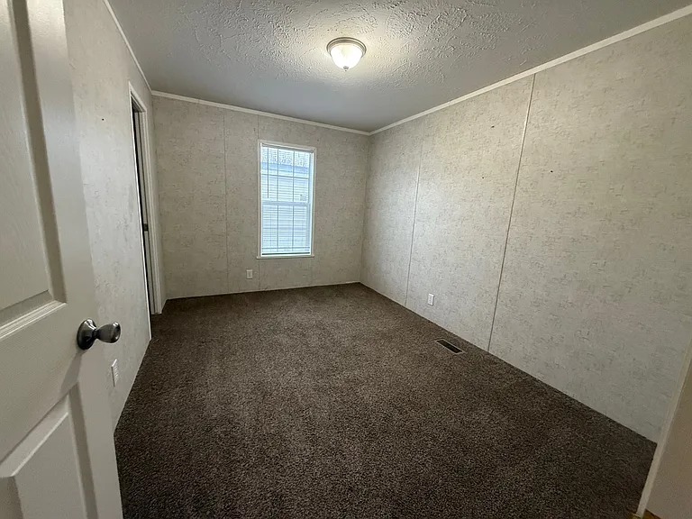 Kimberly Estates — Photo 48