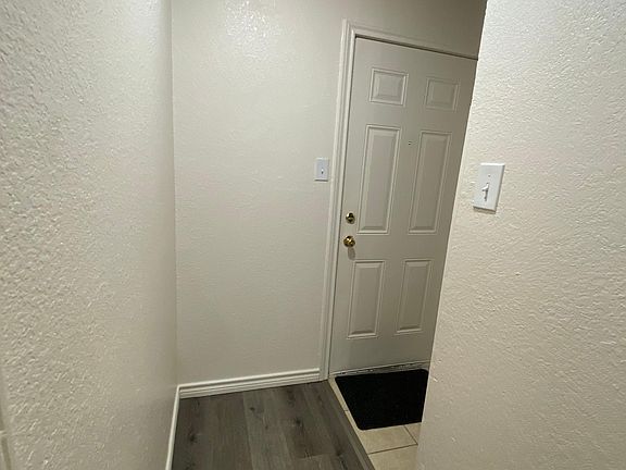 5th image of 302 Cates Dr #302