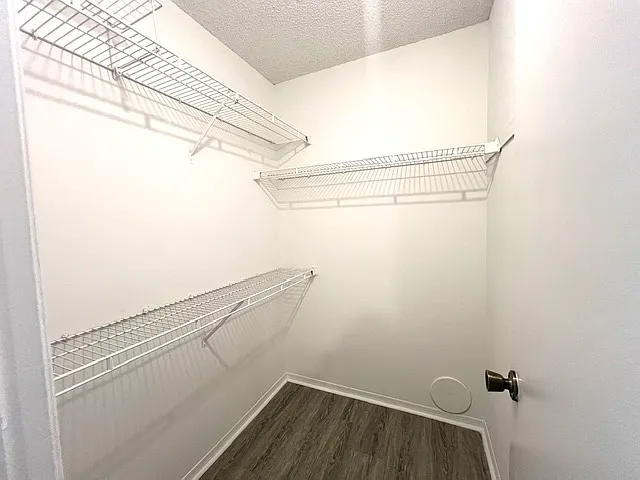 4107 Chatham Oak Ct — Photo 12