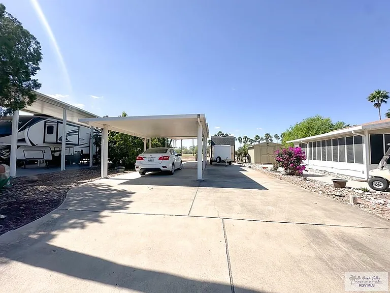 172 Mississippi River Blvd #11 — Photo 3