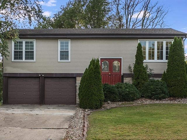 1st image of 20730 S Hickory Creek Ct