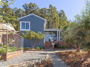 3452 Robinson Dr, Oakland, CA 94602