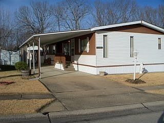2nd image of 21273 Redbud Ct