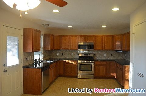 2nd image of 2902 Glencullen Ln