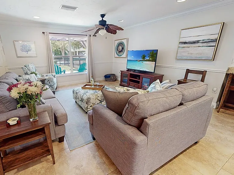 5511 Avenida Del Mare — Photo 7