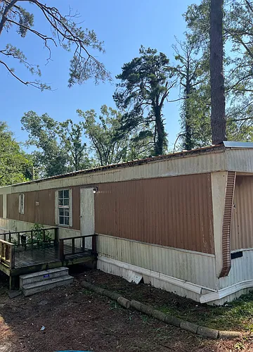 5542 Whites Ferry Rd Photo 1