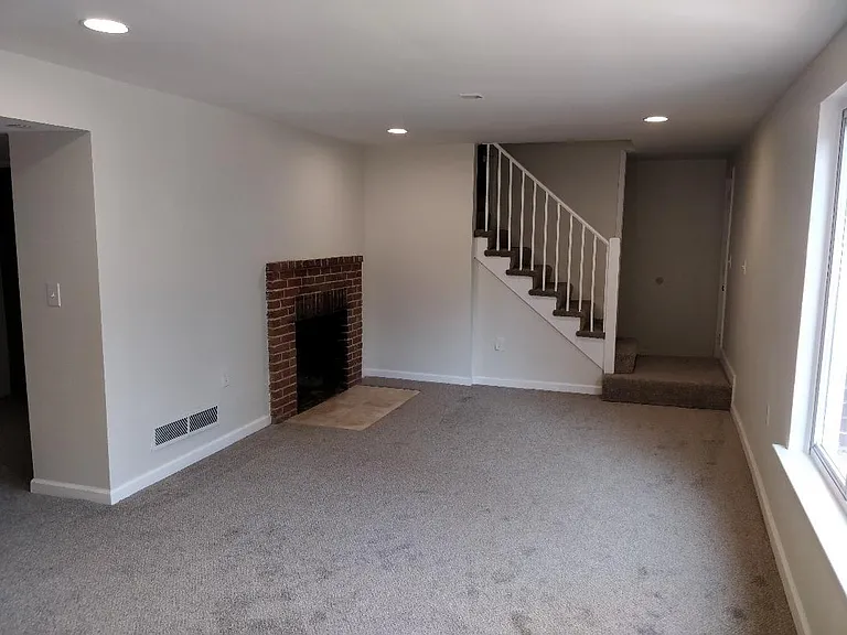 5311 Sangamore Rd — Photo 11