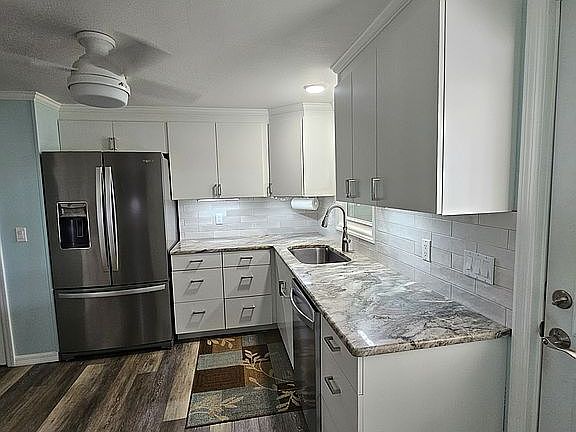 5th image of 41 Harbor Oaks Dr