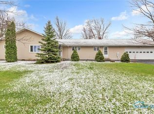 10490 W Salem Carroll Rd, Oak Harbor, OH 43449