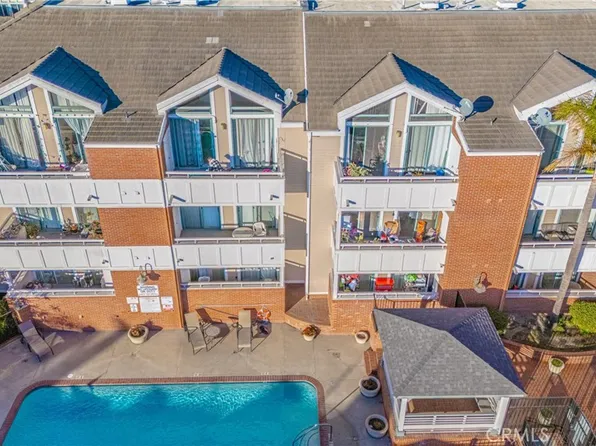 865 S B St APT P2, Oxnard, CA 93030