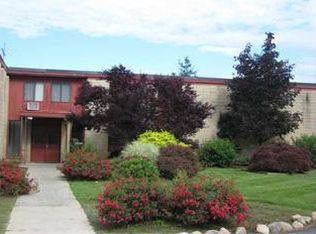 440 Viola Rd APT 27, Spring Valley, NY 10977