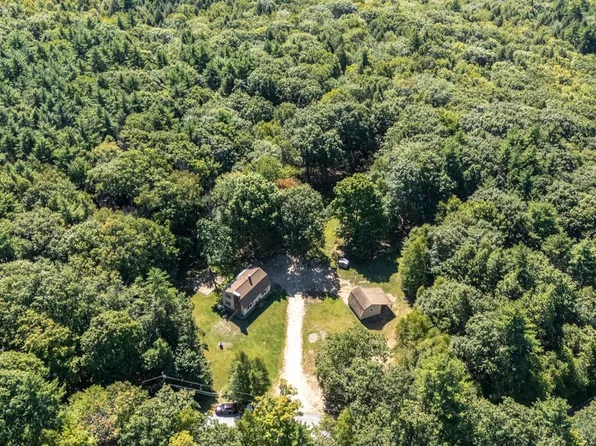 60 Mount Delight Road, Deerfield, NH 03037