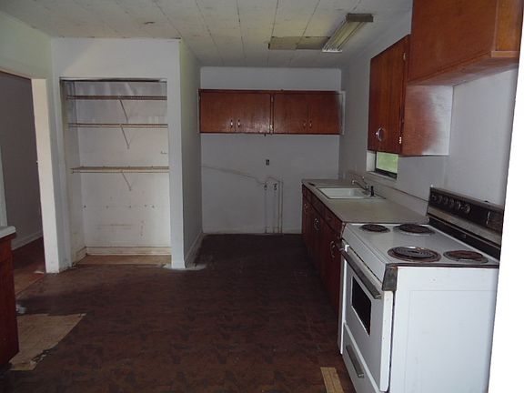 4th image of 24 Ochlockonee St
