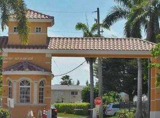 600 Layne Blvd APT 115, Hallandale, FL 33009