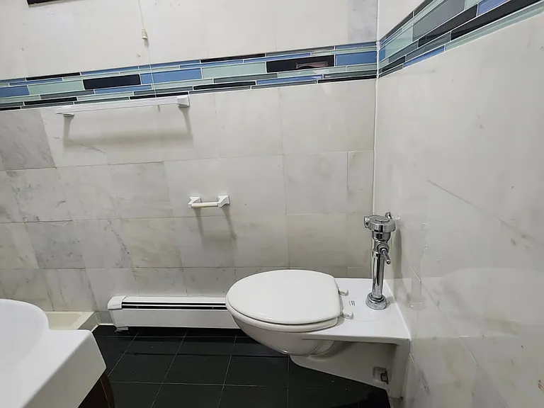 371 Norton St #11 — Photo 14
