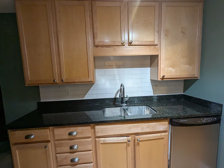 1770 Bryant Ave S #202 — Photo 3