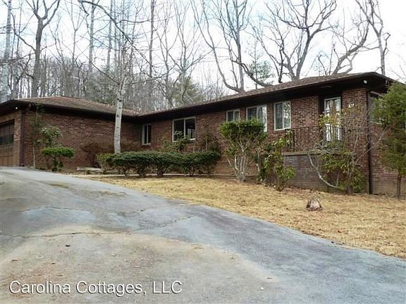 2nd image of 92 Carrie Dr