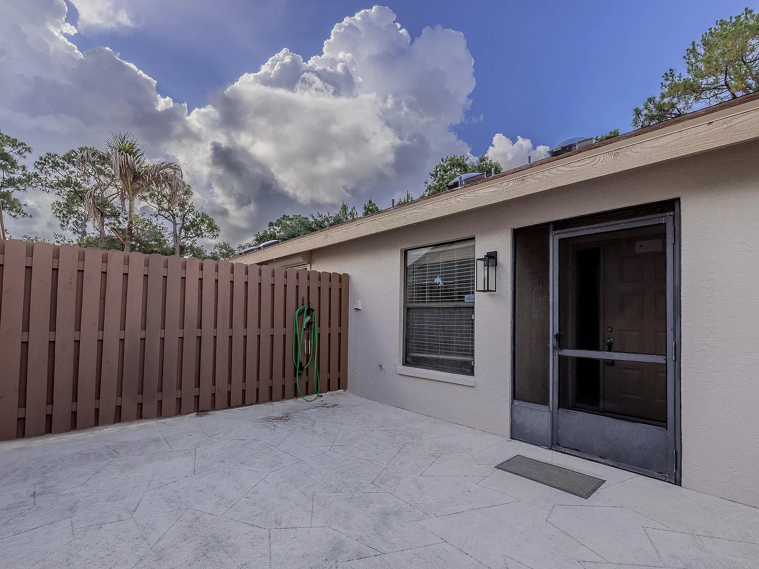 2 bed, 2.0 bath, 1145 sqft, $1,800 — Photo 4