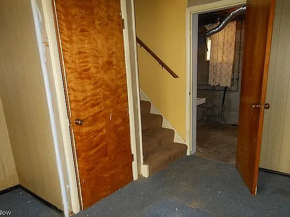3 bed, 1.5 bath, 1040 sqft, $1,200 — Photo 2