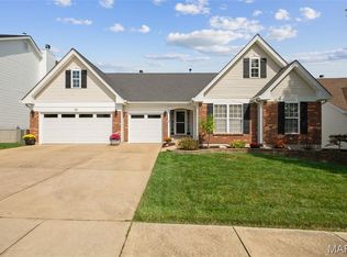 326 Palisades Ridge Ct, Eureka, MO 63025