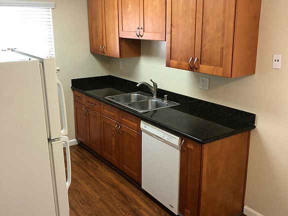3rd image of 1203 W Mc Kinley Ave APT 6