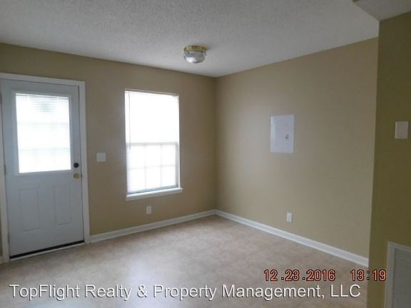 3rd image of 123 Ballygar St APT 6