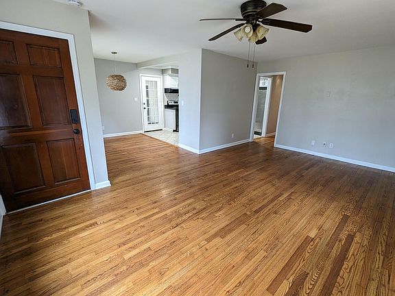 4th image of 456 Concord Ln SE