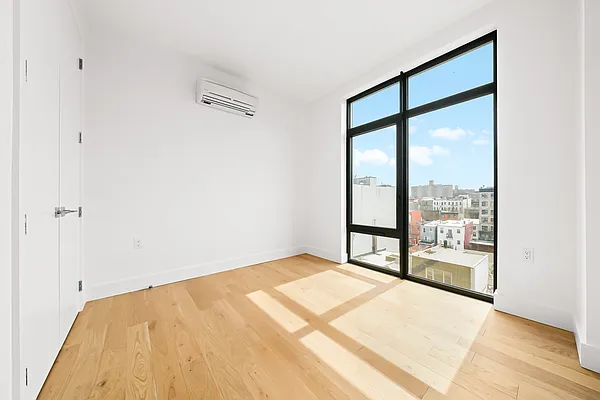Rented by Nooklyn NYC LLC | media 40