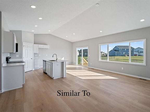 5th image of 1611 Stuart Rd