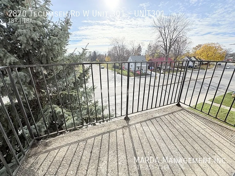 2870 Tecumseh Rd W #301 — Photo 17