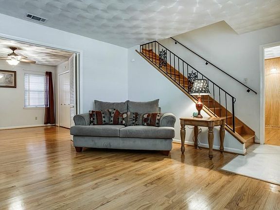 5th image of 4010 Glenhaven Dr