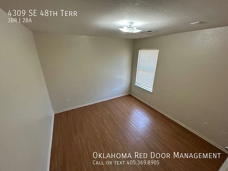 4309 SE 48th Ter — Photo 8
