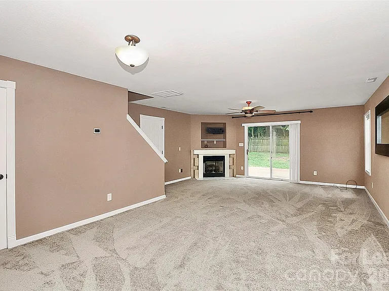 5227 Silabert Ave — Photo 9
