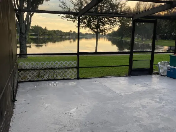 2270 Buttonwood Avenue #2270, Pembroke Pines, FL 33026