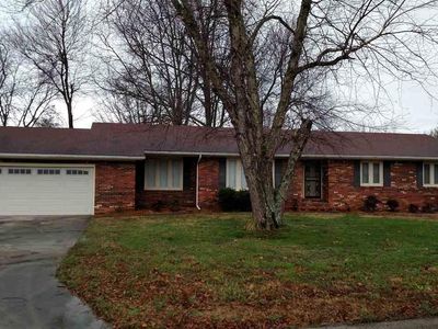 2211 Gatesborough Cir, Murray, KY, 42071