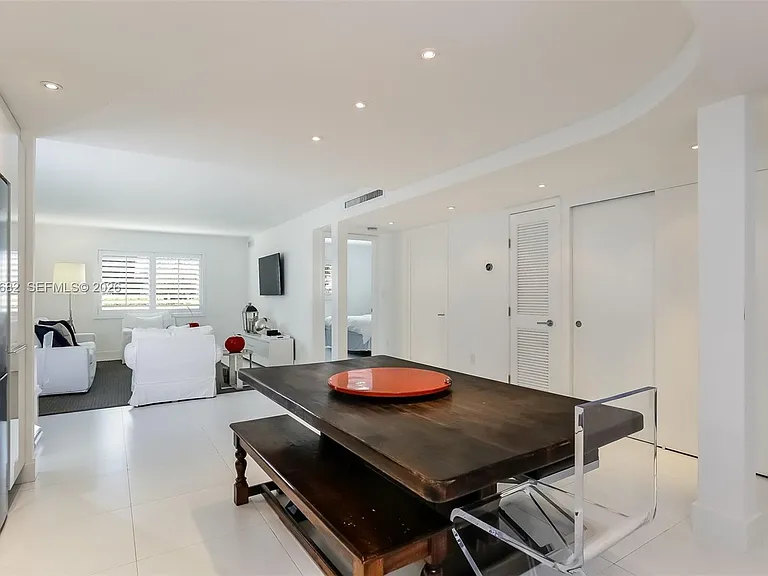 200 Galen Dr #104 — Photo 2