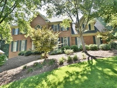 180 Chickering Lake Dr, Roswell, GA, 30075