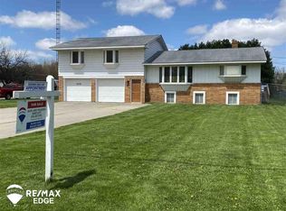 5078 Flushing Rd, Flushing, MI 48433