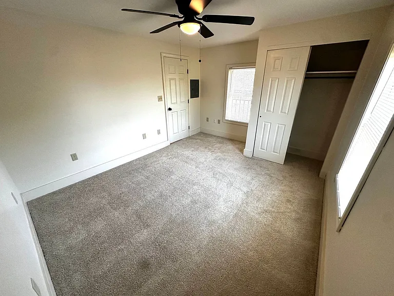 318 Lowell St #3 — Photo 12