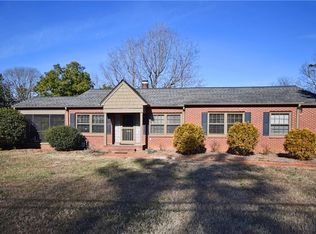 2101 Polo Rd, Winston Salem, NC 27106