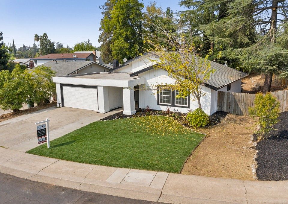 1st image of 6882 Escallonia Dr