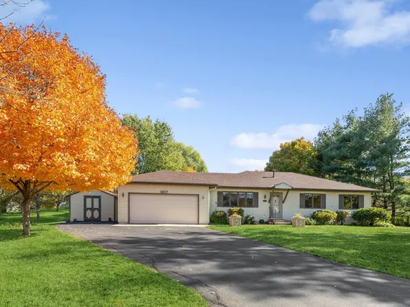 1917 Adams Ct, Northfield, MN 55057