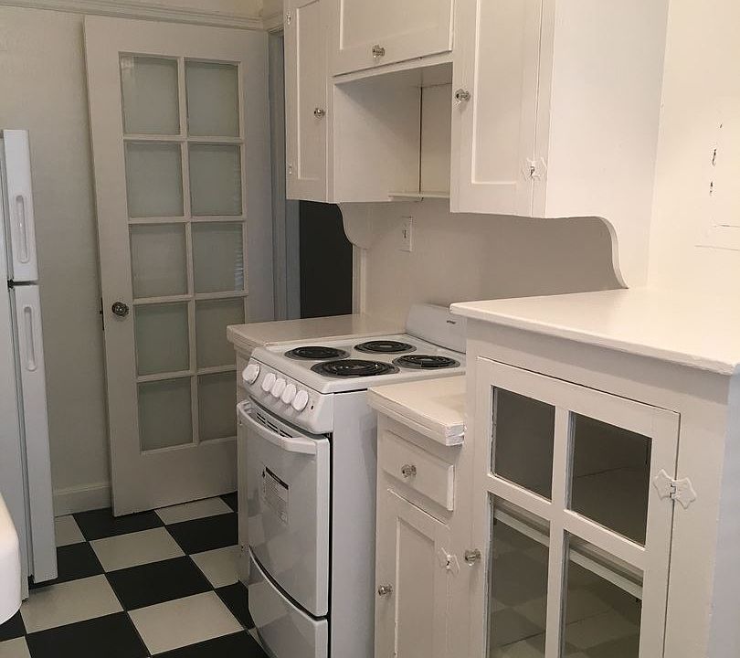 1st image of 1305 24th St APT 07